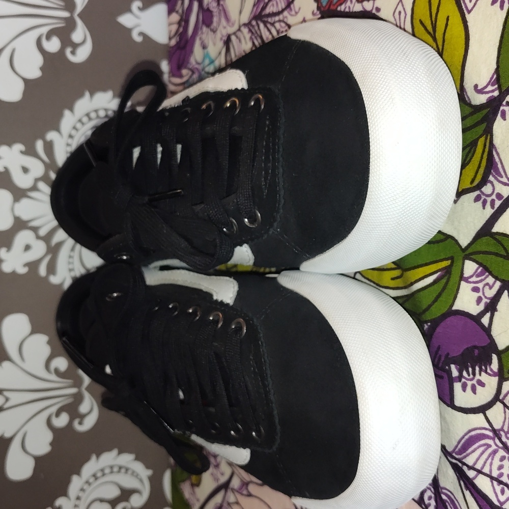 Vans Chima Pro 2 Skate Shoes - Picture 8 of 13